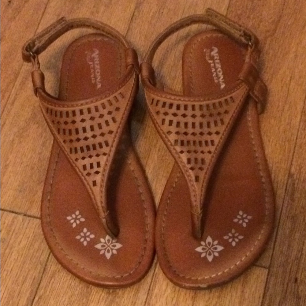 Arizona Jeans Girls 1M Tan Thong Sandals